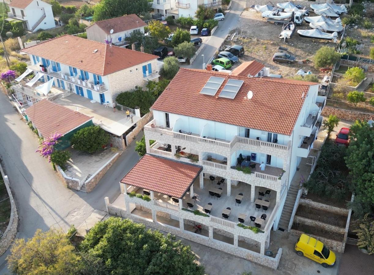 Bed and Breakfast Pansion Braco Завала Экстерьер фото
